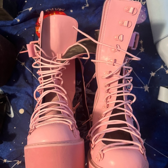DollsKill: SugarThrillz/KillStar Boot BULK - Picture 5 of 9